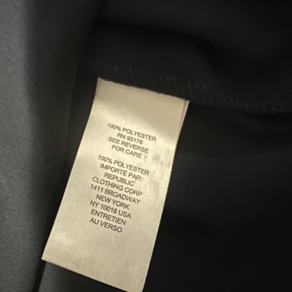 Tahari Petite Blouse - Picture 7 of 7